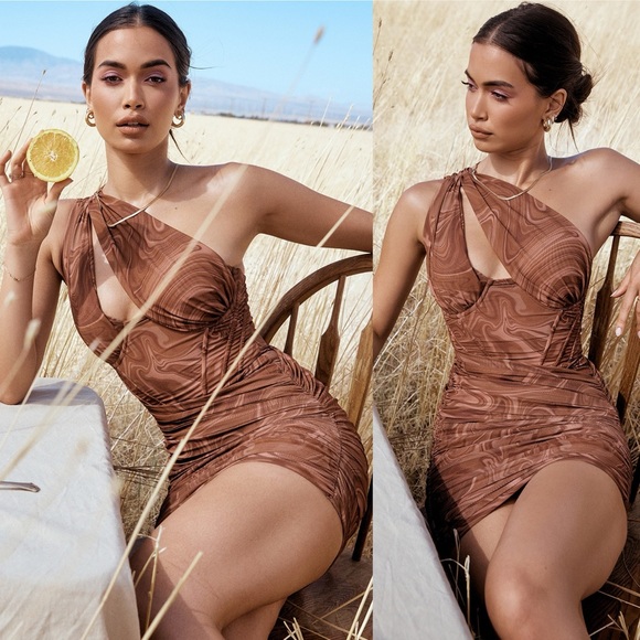 House of CB Clementine Swirl Print Mini Dress - Picture 2 of 5